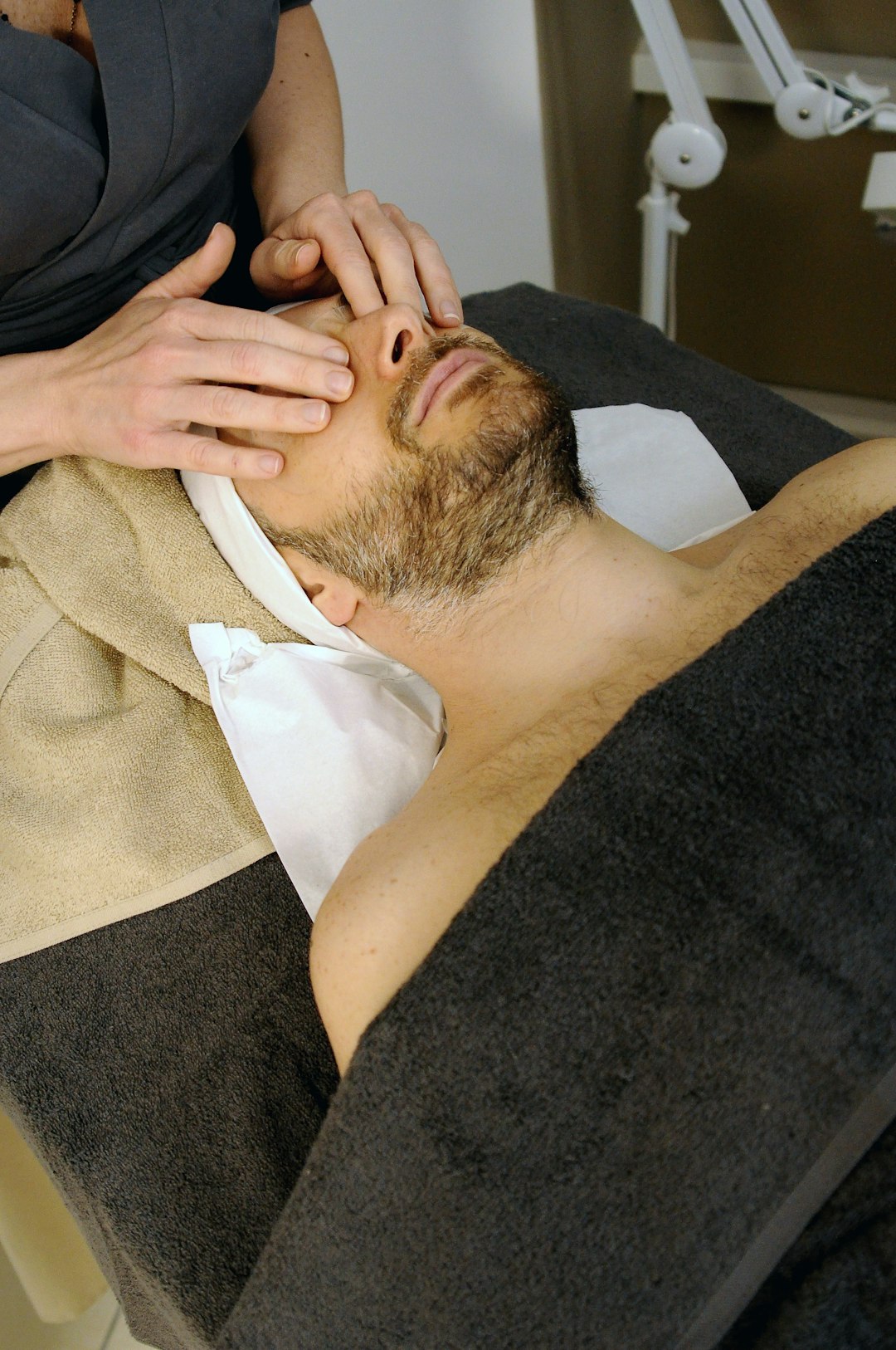 The Connection Between Scalp Health and Shampoo and Conditioner