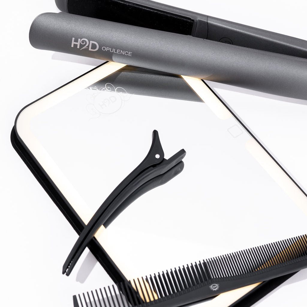 H2D Opulence Space Grey Give your hair a luxury treatment with this professional hair straightener!