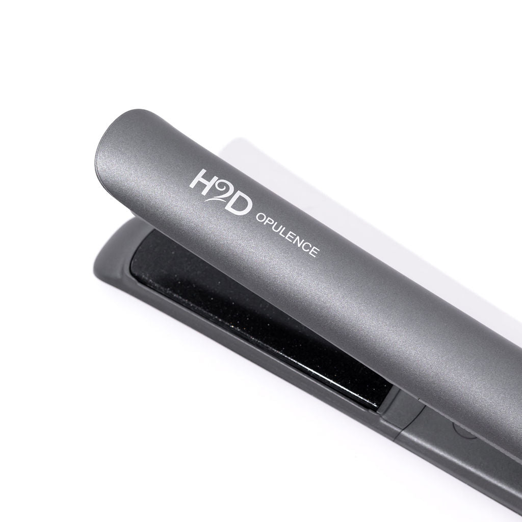 H2D Opulence Space Grey Give your hair a luxury treatment with this professional hair straightener!
