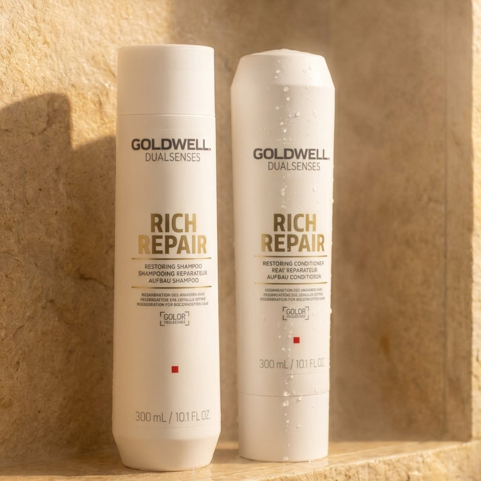 Goldwell Rich Repair Shampoo and conditioner from Goldwell's Dualsenses range cleanses and nourishes the hair to leave you with super shiny and silky locks from the first wash. Perfect for dry, damaged hair, this shampoo features a unique Instant Microfluid Technology that works to deeply hydrate and condition the hair from the roots.
