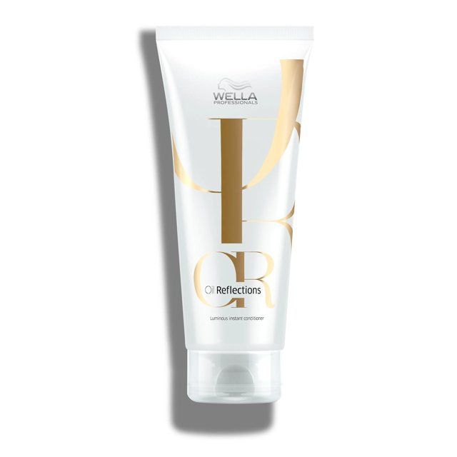 Experience instant transformation with Wella's Oil Reflections Luminous Instant Conditioner. This professional-grade formula delivers rapid results in just 30 seconds, infusing your hair with deep moisture and a radiant shine. Designed for those seeking immediate smoothness and luminosity, it locks in hydration to leave strands soft, manageable, and visibly polished. Perfect for busy professionals who demand salon-quality results without compromise.