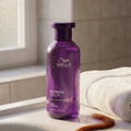 Ultimate Color Sulfate-Free Shampoo
Soothes the scalp while gently cleansing to minimize colour fade, moisturises and detoxes hair from colour-distorting metals.