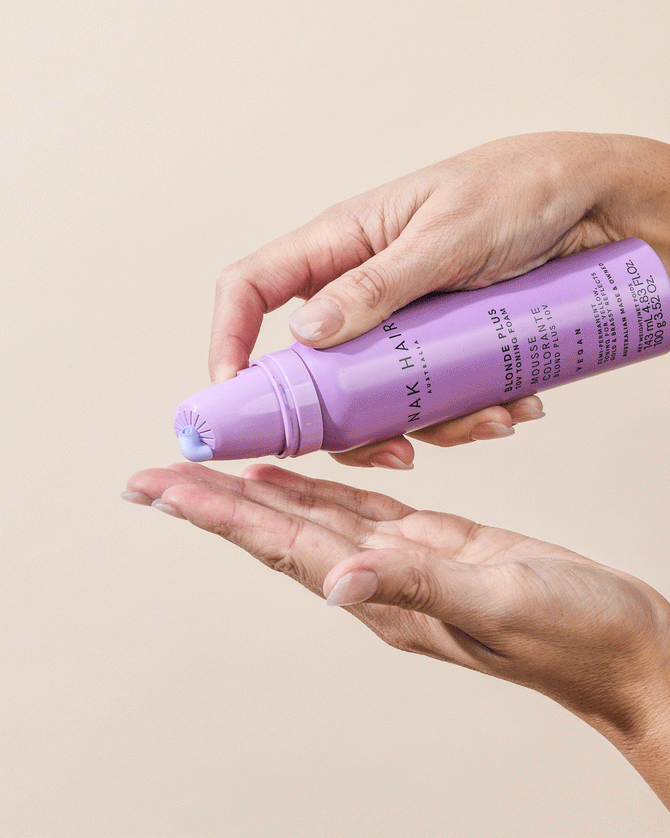 Nak Blonde Plus 10v Toning Foam 100 g - On Line Hair Depot