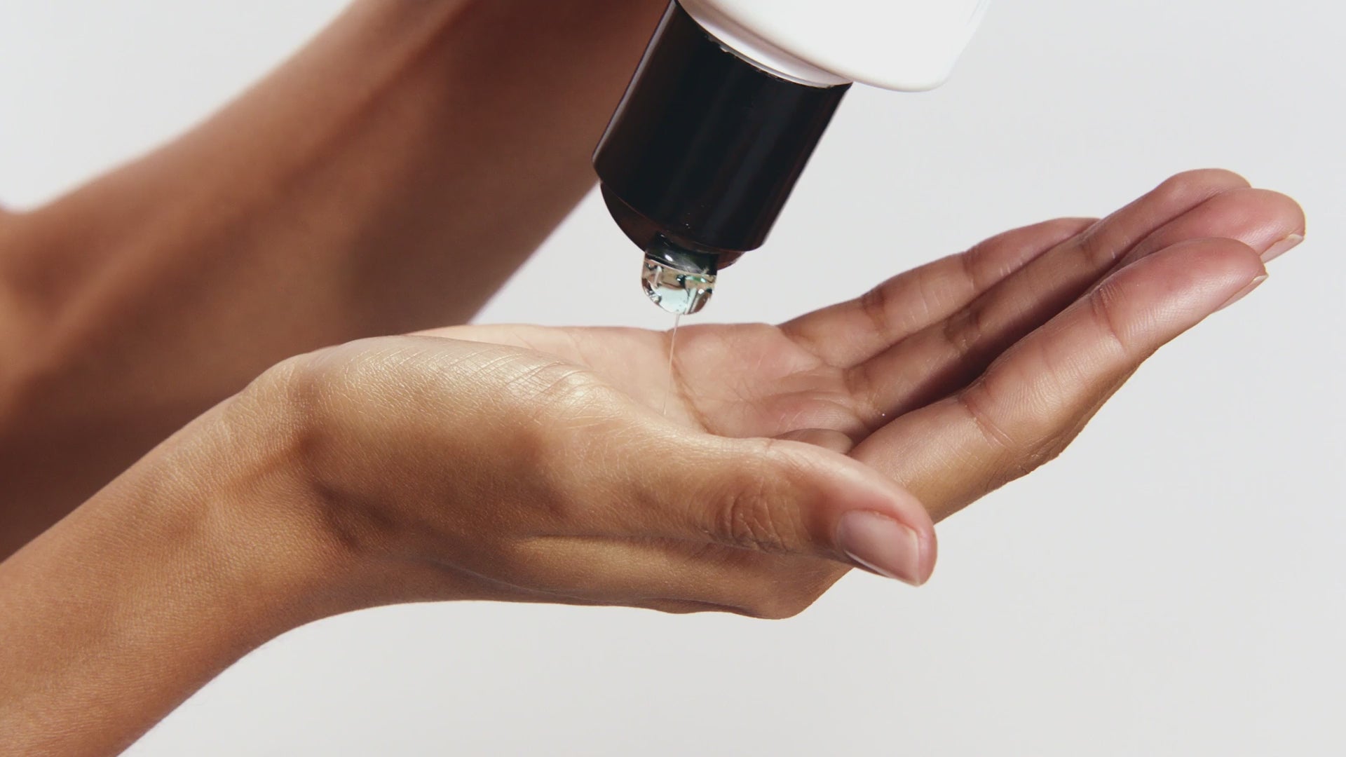 Nioxin System 2 Scalp & Hair Thickening Treatment 100ml for natural hair with progressed thinning